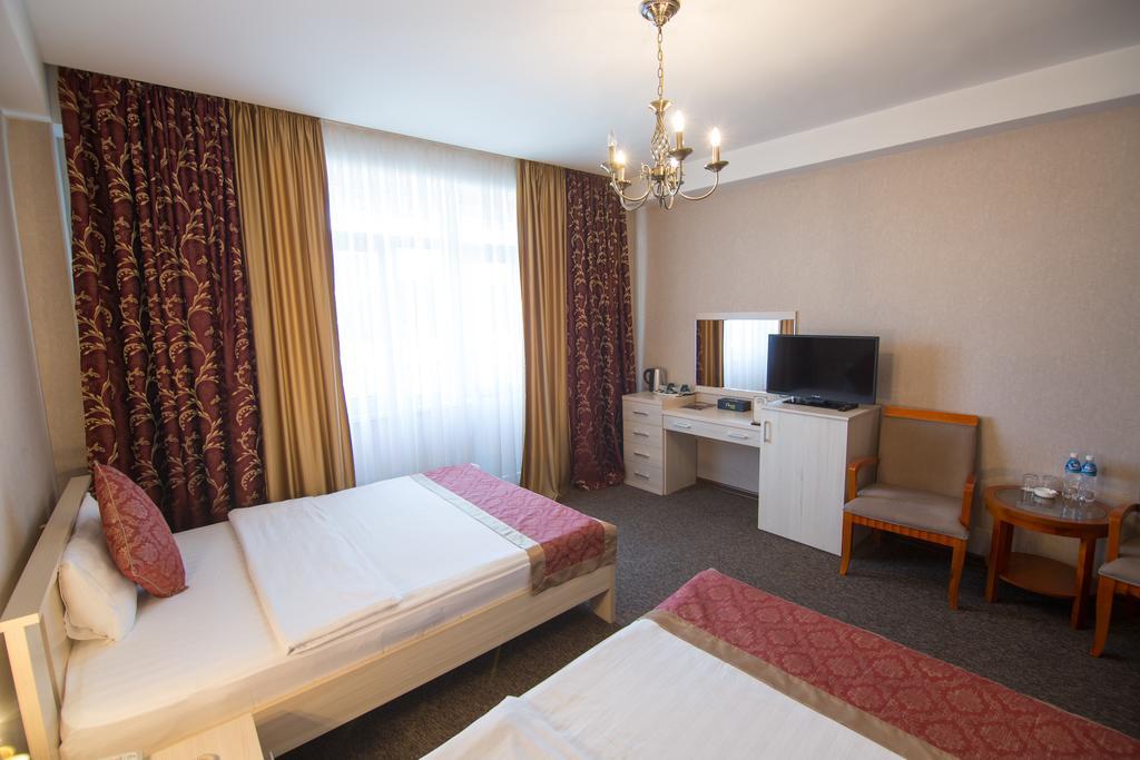 Hotel Classic Ош Экстерьер фото